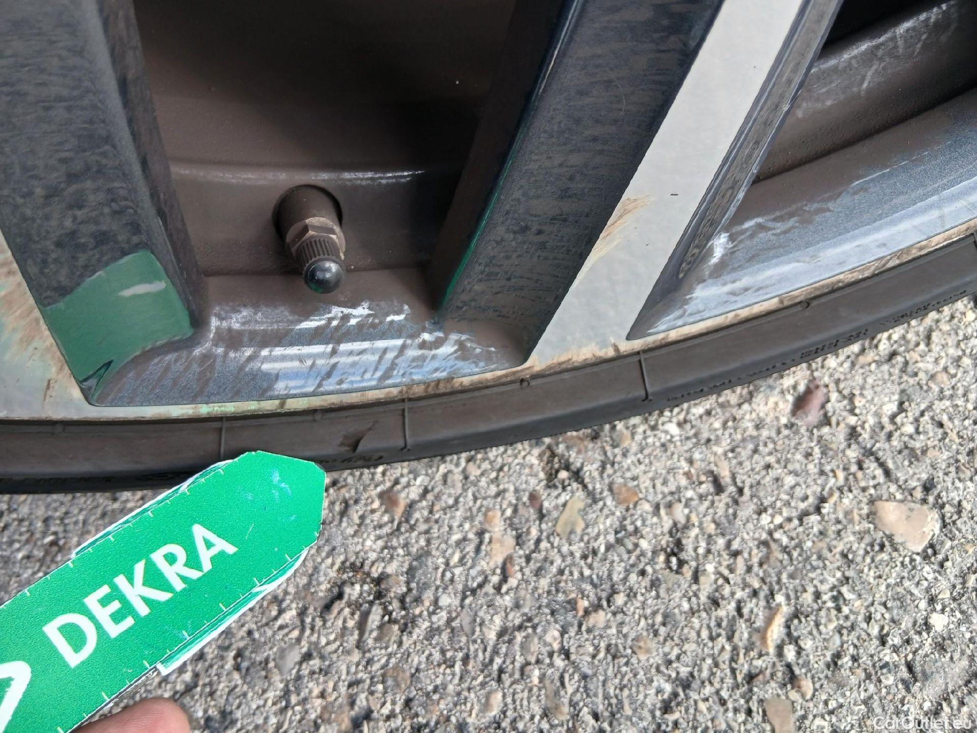  Bmw  X2 BMW  / 2017 / 5P / todoterreno sDrive18d #16