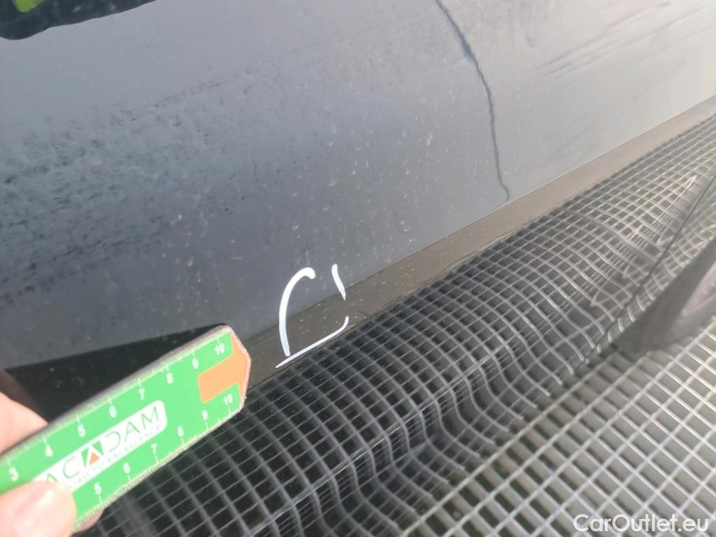  Bmw  Serie 1 BMW  / 2019 / 5P / berlina con portón 118i #27