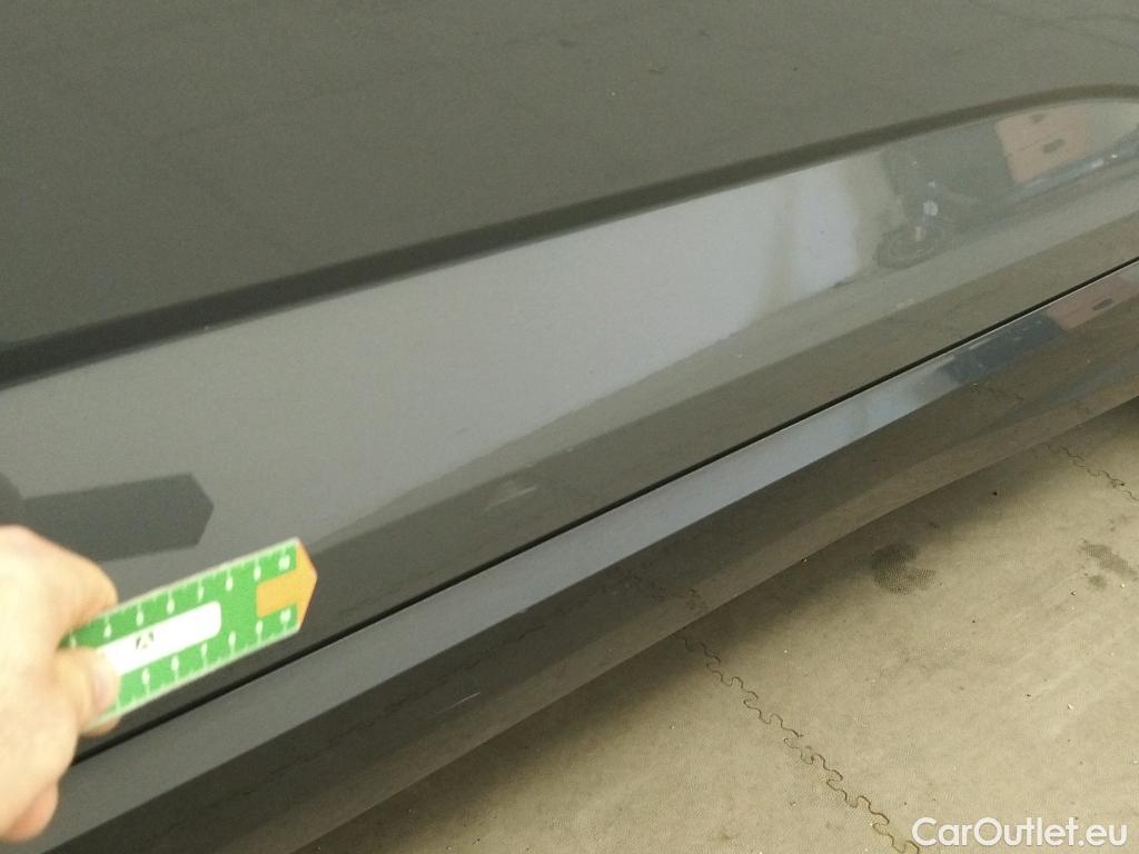  Audi  Q3 AUDI  Sportback / 2019 / 5P / todoterreno 40 TFSI quattro Advanced #4