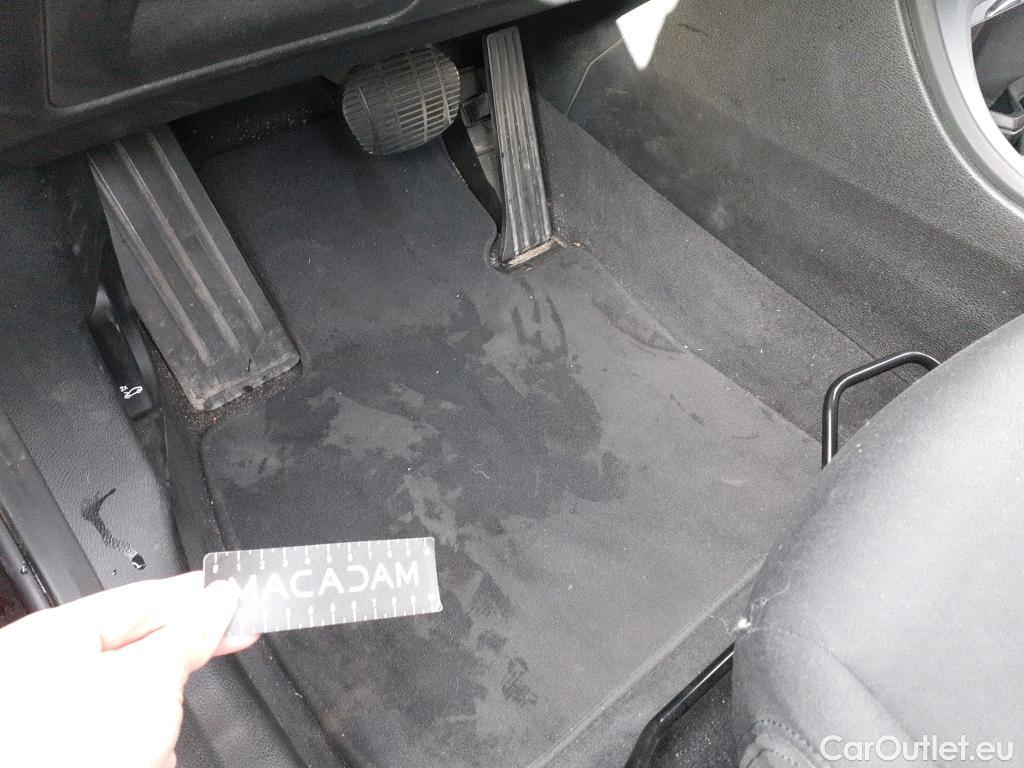  Bmw  X1 BMW  / 2019 / 5P / todoterreno sDrive18dA Corporate #33