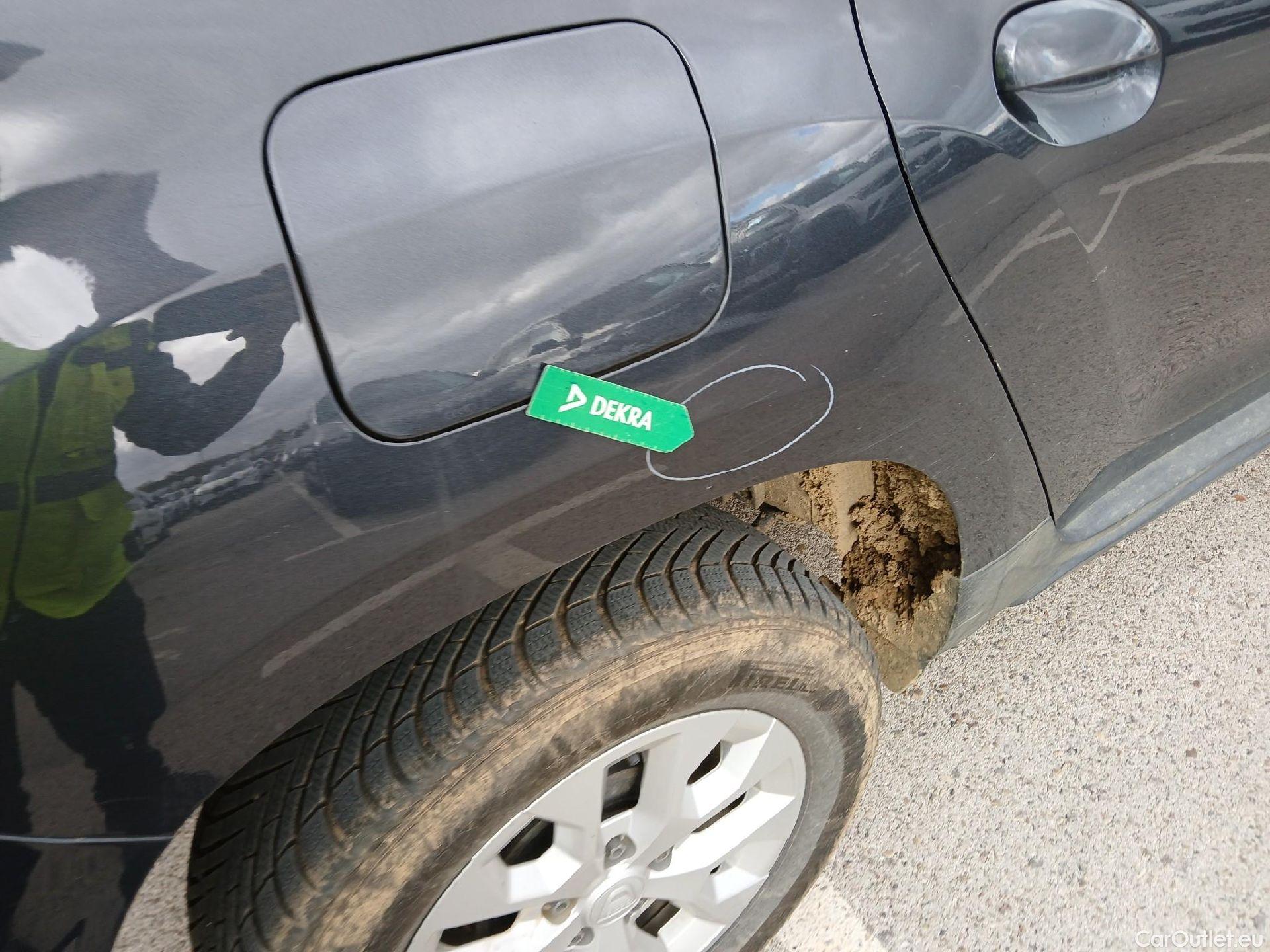  Dacia  Duster DACIA  / 2018 / 5P / todoterreno Comfort Blue dCi 85kW (115CV) 4X4 #26