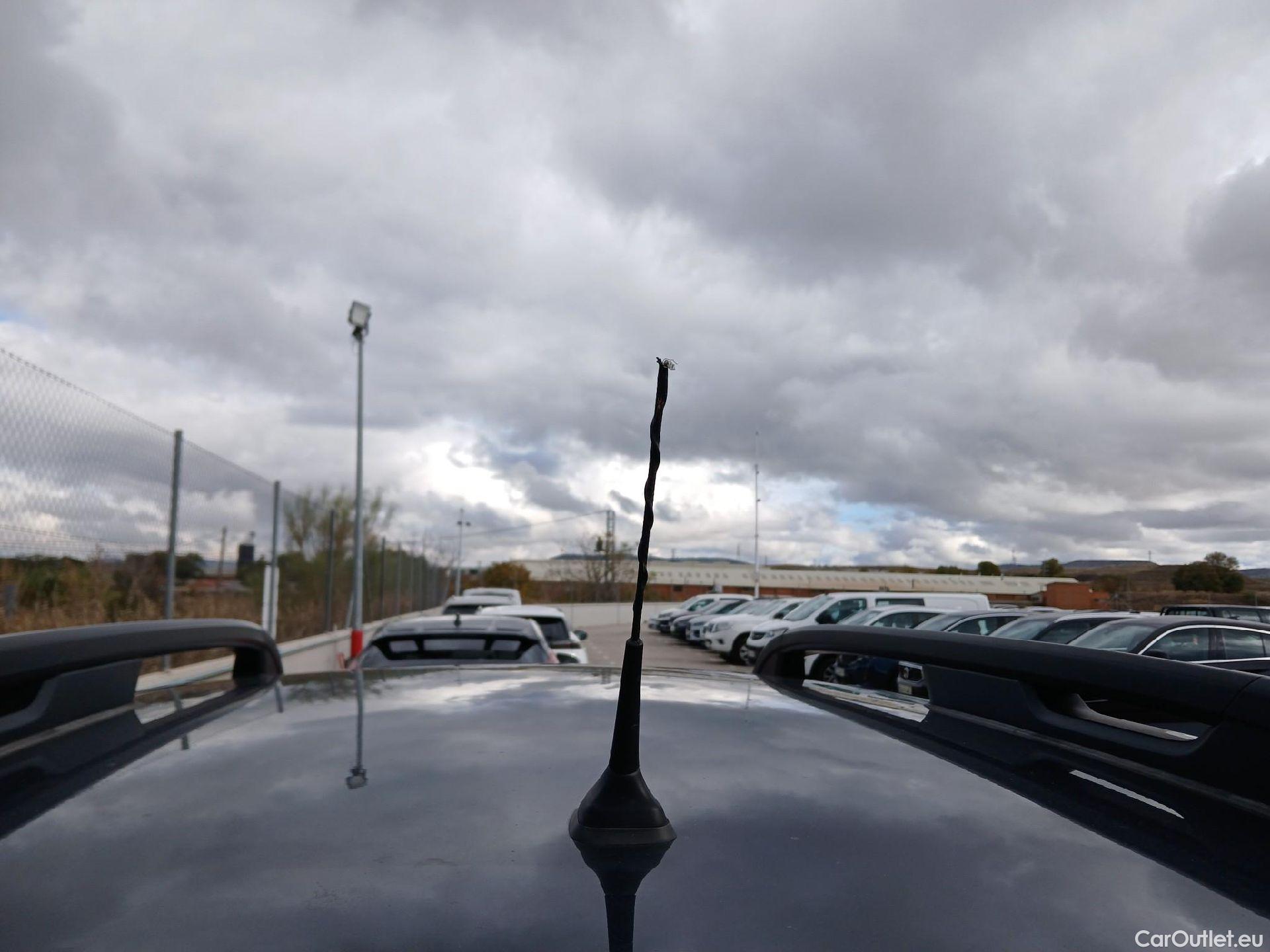  Dacia  Duster DACIA  / 2018 / 5P / todoterreno Comfort Blue dCi 85kW (115CV) 4X4 #39