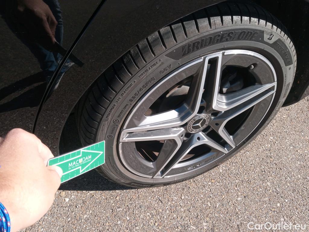  Mercedes  CLA-Klasse MERCEDES-BENZ CLA / 2019 / 5P / familiar CLA 250 e Shooting Brake #10