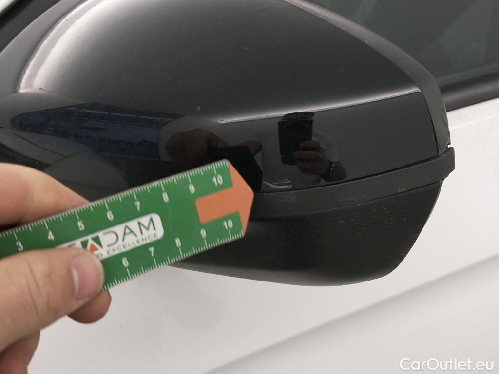  Opel   Grandland X OPEL Grandland / 2021 / 5P / todoterreno 1.5 CDTi Business Edition Auto #10