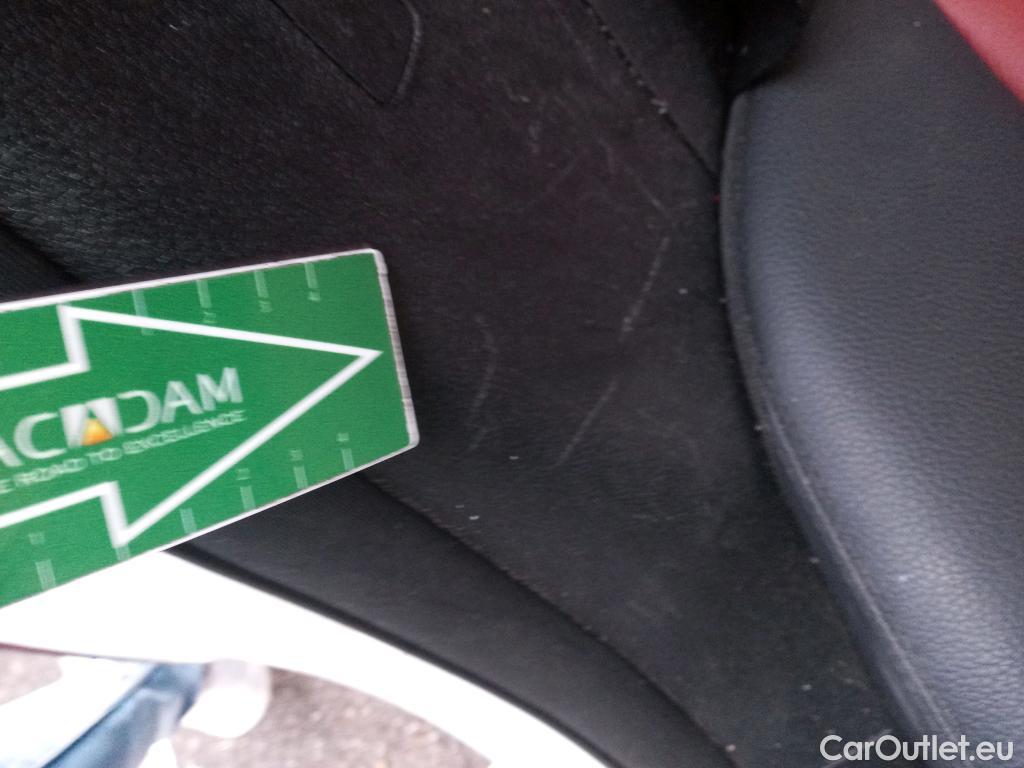  Mercedes  G-Klasee MERCEDES-BENZ GLC Coupé / 2019 / 5P / coupé GLC 200 4MATIC #16