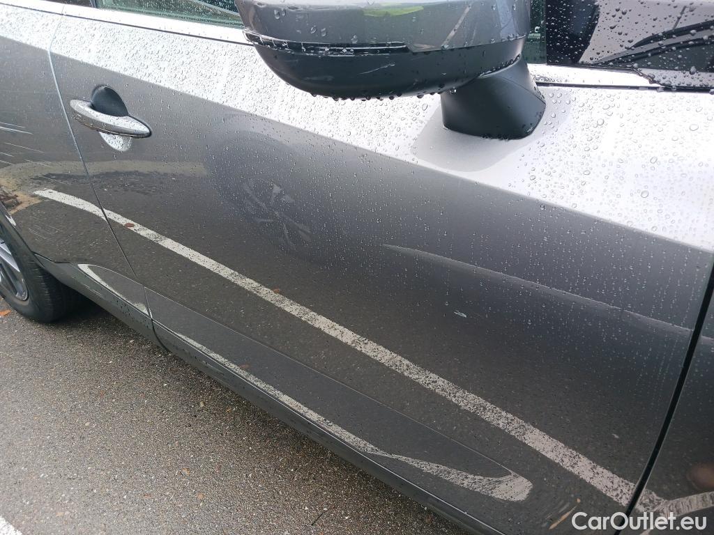  Nissan  Qashqai NISSAN  / 2021 / 5P / todoterreno DIG-T 116kW (158CV) mHEV Xtronic Acenta (AC) #46