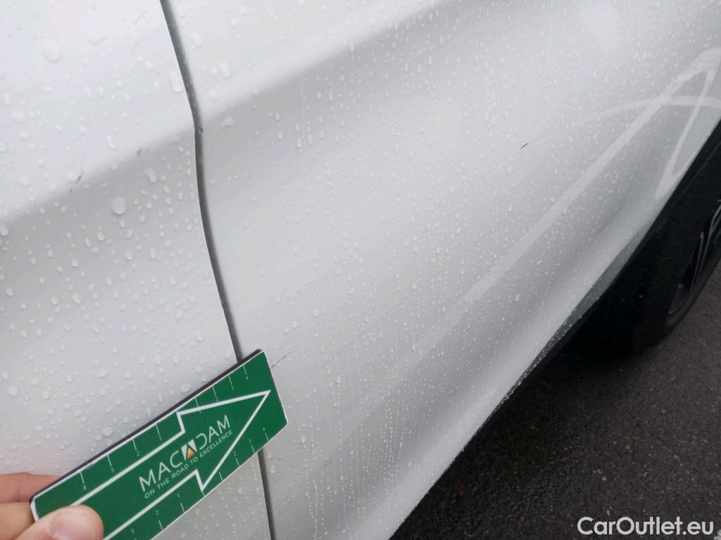  Mercedes  G-Klasee MERCEDES-BENZ GLC Coupé / 2019 / 5P / coupé GLC 200 4MATIC #23