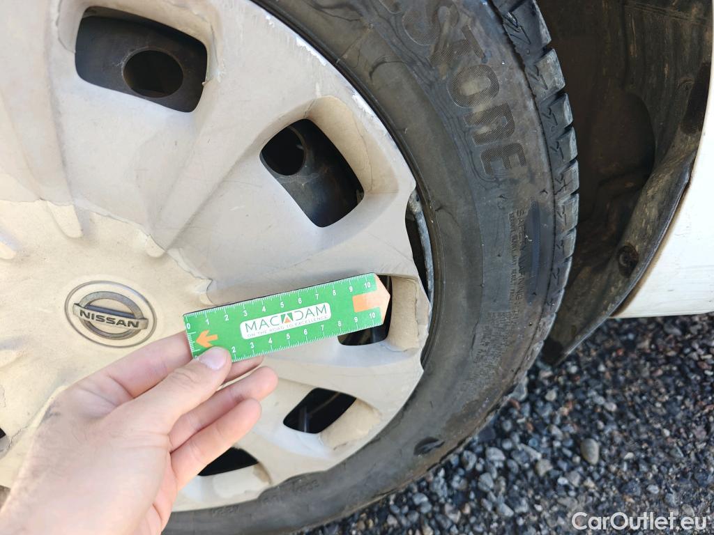  Nissan  Micra NISSAN  / 2017 / 5P / berlina con portón 1.5dCi 66 kW (90 CV) S&S Visia+ #88