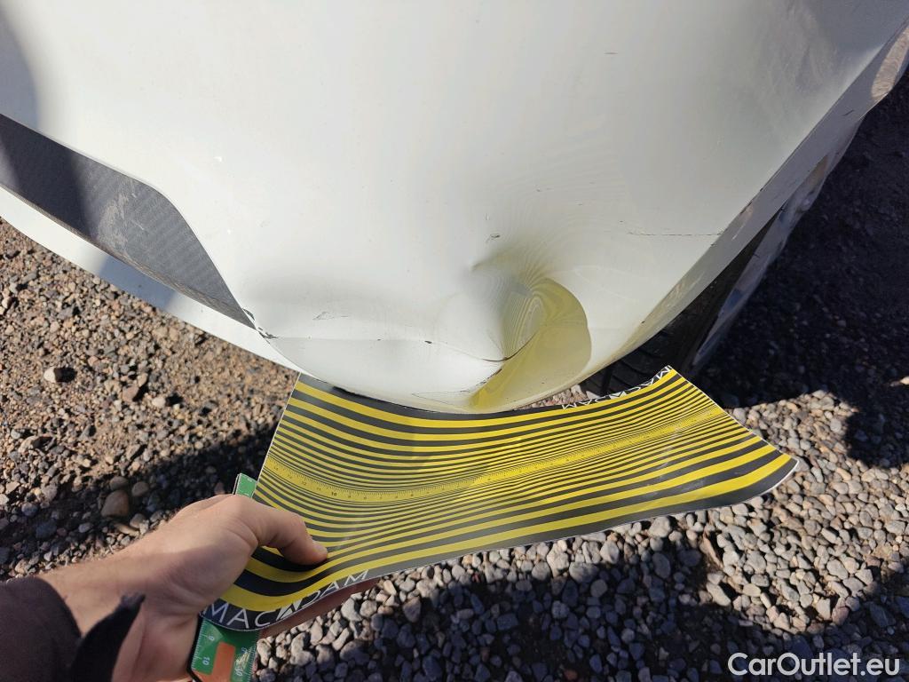  Nissan  Micra NISSAN  / 2017 / 5P / berlina con portón 1.5dCi 66 kW (90 CV) S&S Visia+ #19