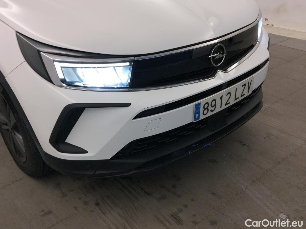 Opel   Grandland X OPEL Grandland / 2021 / 5P / todoterreno 1.5 CDTi Business Edition Auto #3