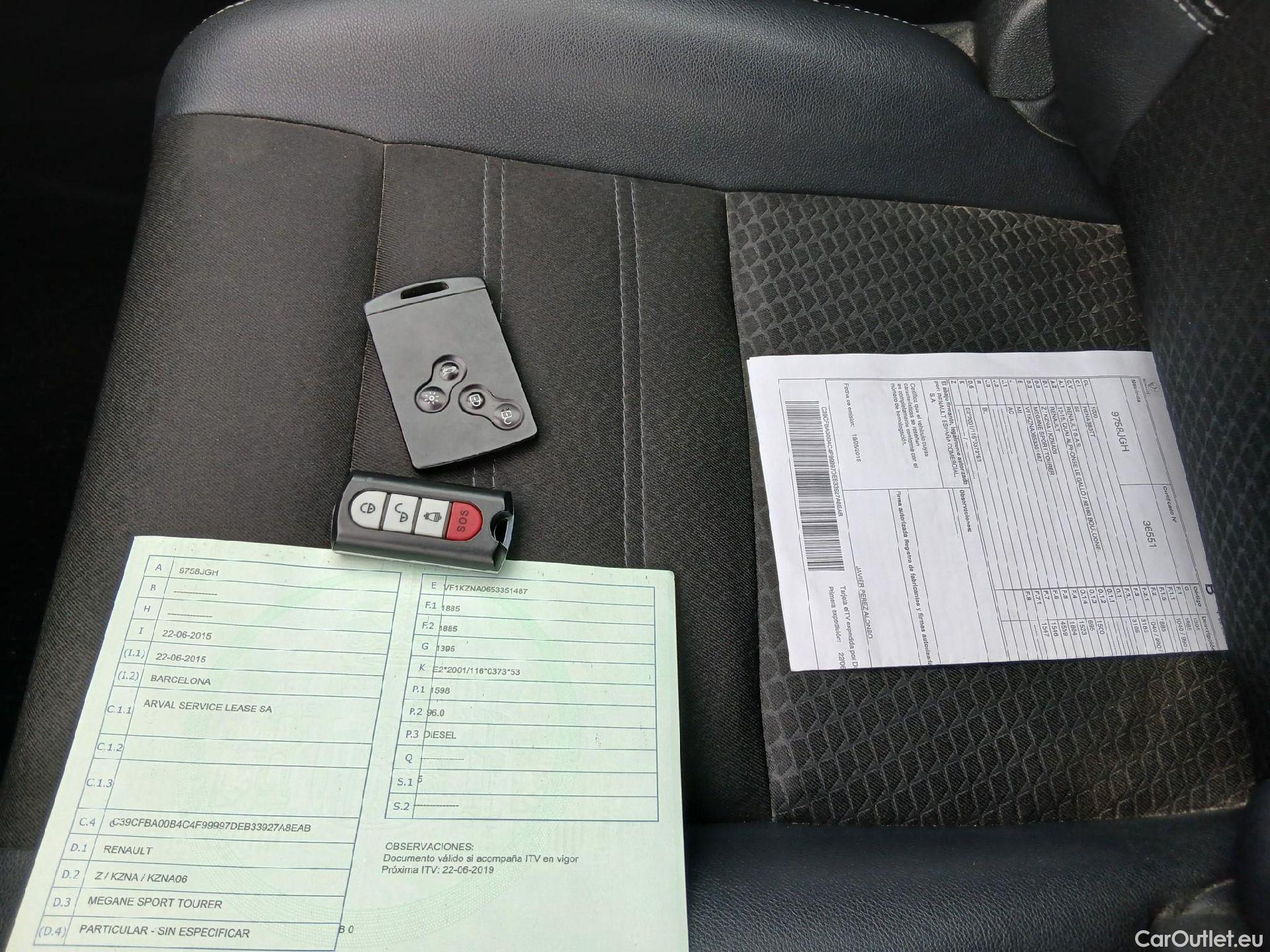  Renault  Megane RENAULT MÉGANE 5p 3G familiar Sp. Tou. Bose Energy dCi 130 S&S Euro 6 #1