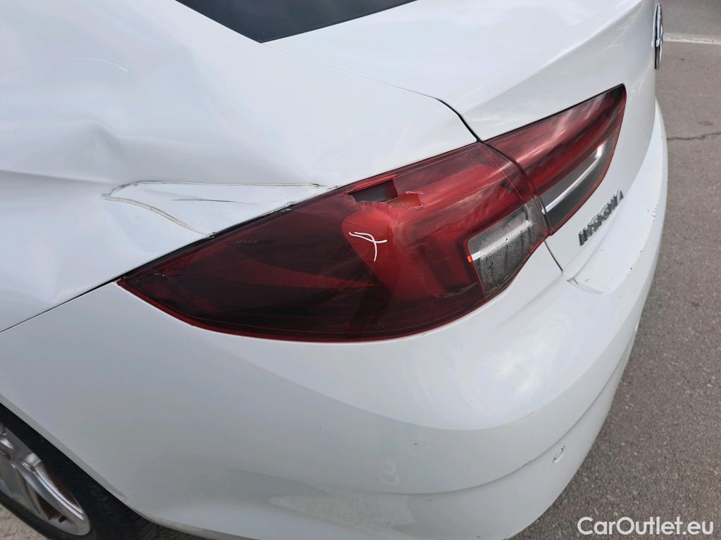  Opel  Insignia OPEL  5p 2G berlina con portón GS 1.6 CDTi 100kW Turbo D Selective #1