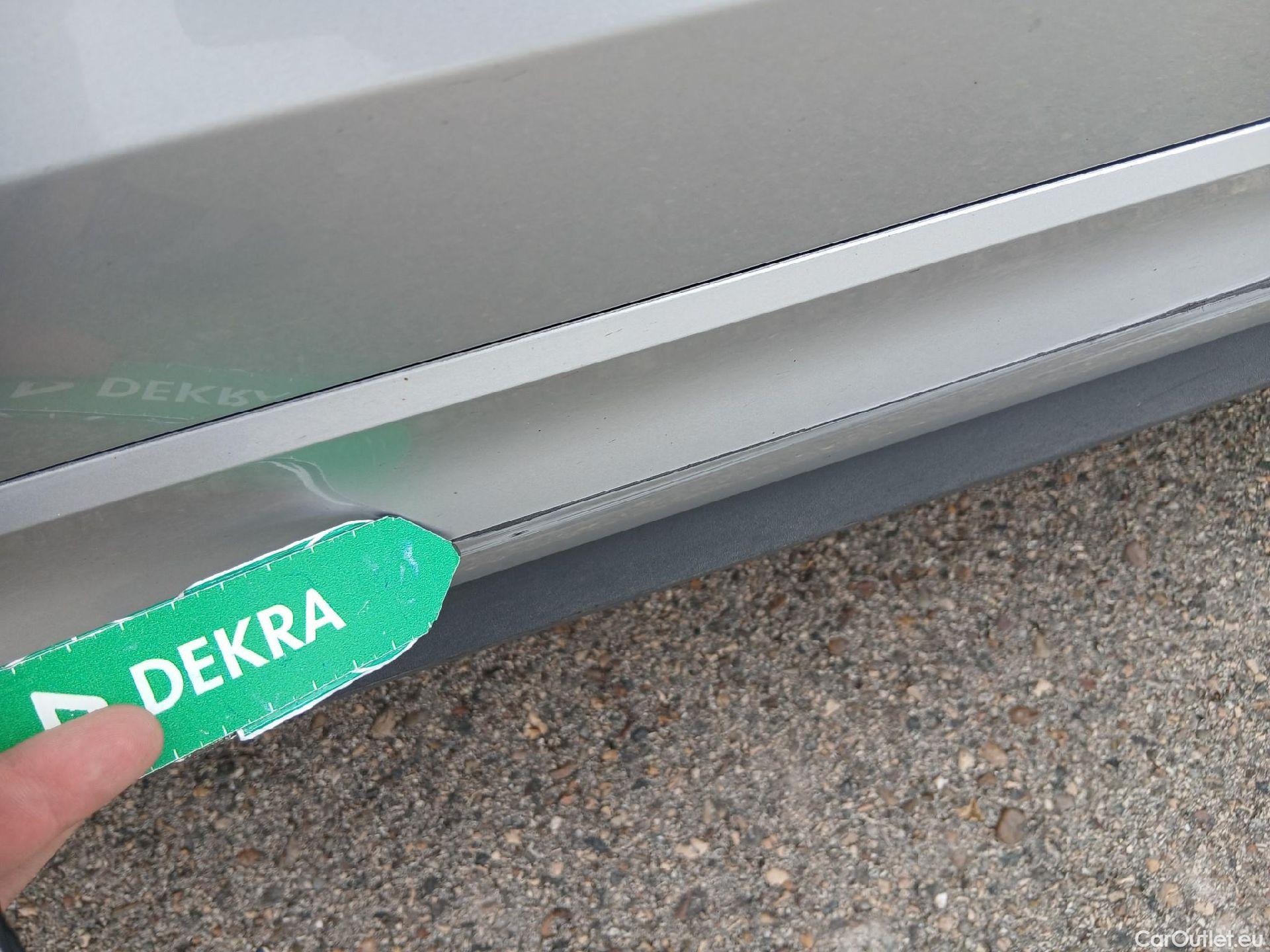  Skoda  Karoq SKODA  / 2017 / 5P / todoterreno 2.0 TDI 110kW (150CV) Sportline #30