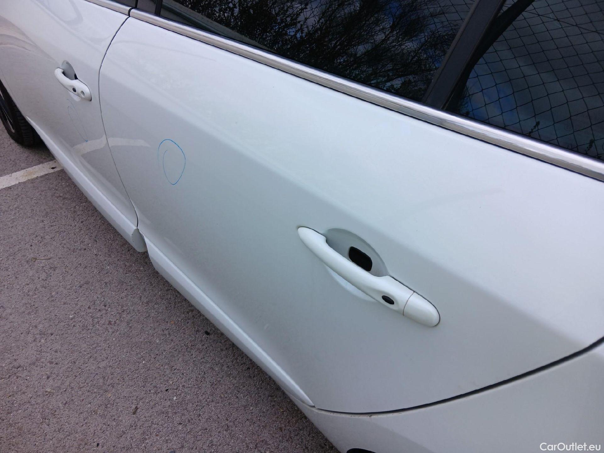  Renault  Megane RENAULT MÉGANE 5p 3G familiar Sp. Tou. Bose Energy dCi 130 S&S Euro 6 #37