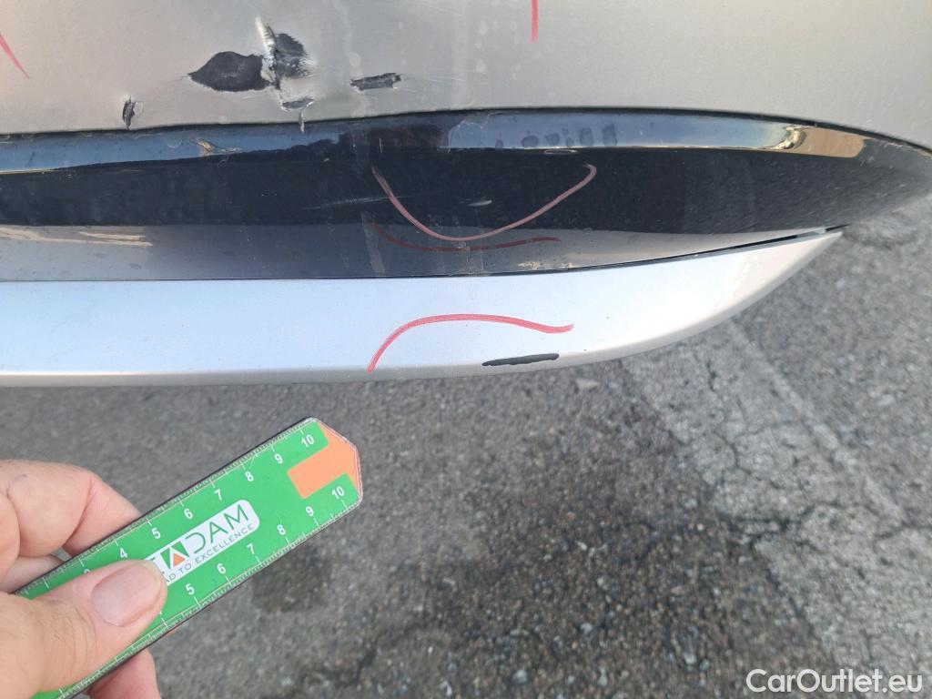  Toyota  Corolla TOYOTA  / 2019 / 5P / familiar 1.8 125H ACTIVE TECH E-CVT TOU SPORT #25