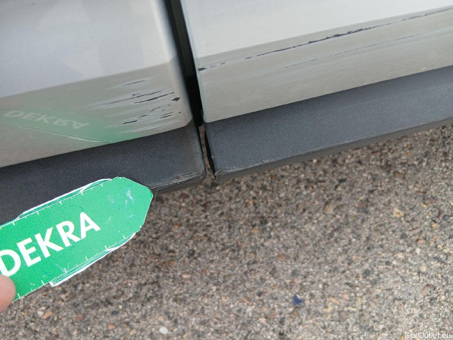  Skoda  Karoq SKODA  / 2017 / 5P / todoterreno 2.0 TDI 110kW (150CV) Sportline #28