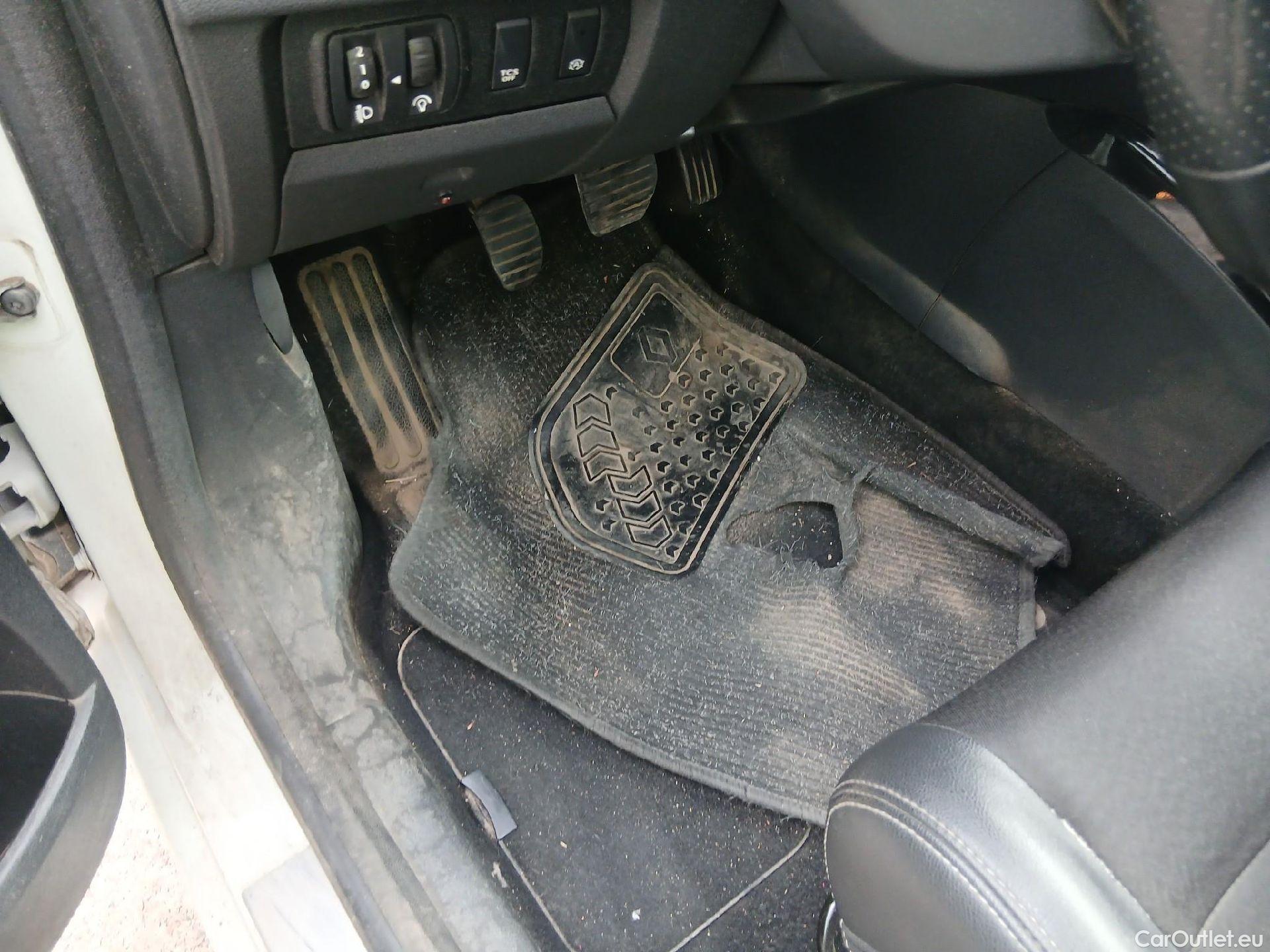  Renault  Megane RENAULT MÉGANE 5p 3G familiar Sp. Tou. Bose Energy dCi 130 S&S Euro 6 #12