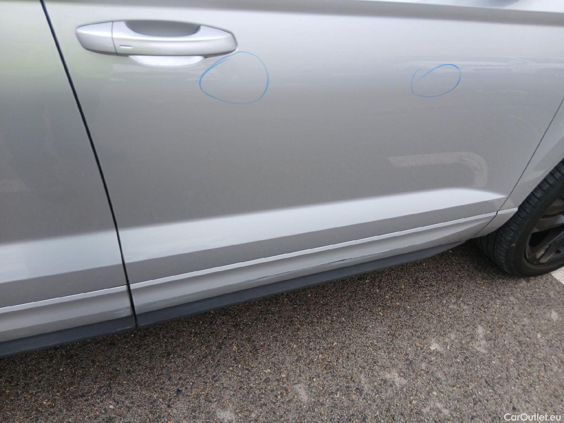  Skoda  Karoq SKODA  / 2017 / 5P / todoterreno 2.0 TDI 110kW (150CV) Sportline #31