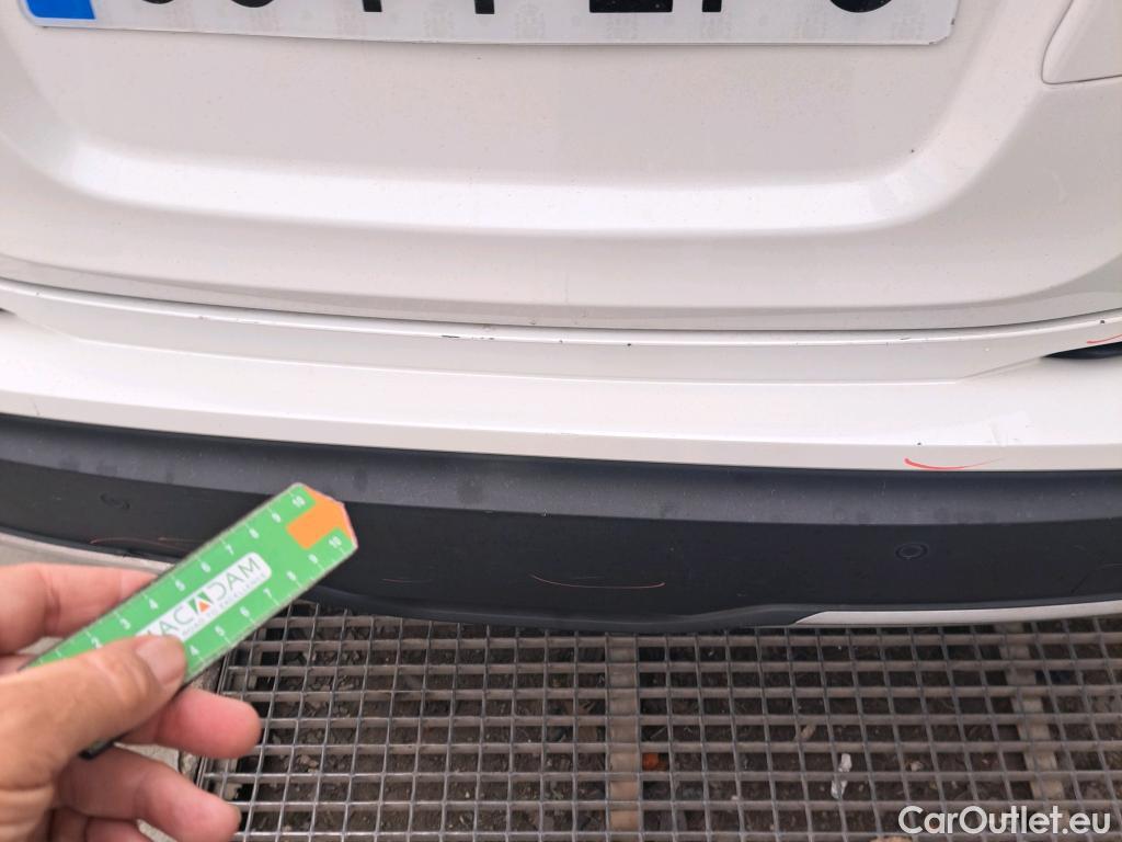  Toyota  C-HR TOYOTA  / 2019 / 5P / todoterreno 2.0 180H Advance Luxury #14