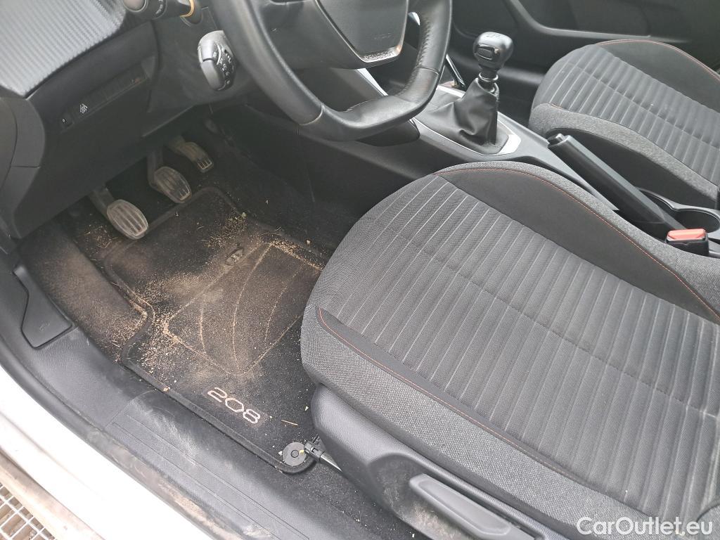  Peugeot  208 PEUGEOT  / 2019 / 5P / berlina con portón PureTech 73kW (100CV) Active Pack #21