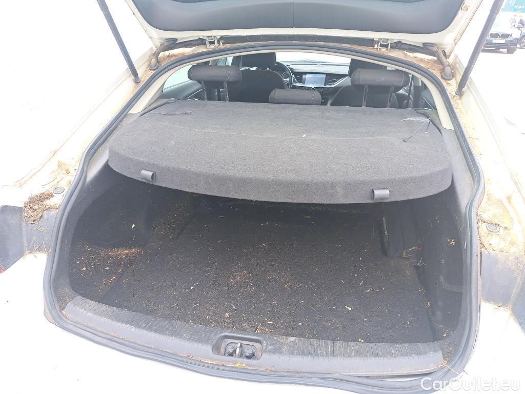  Opel  Insignia OPEL  5p 2G berlina con portón GS 1.6 CDTi 100kW Turbo D Selective #25