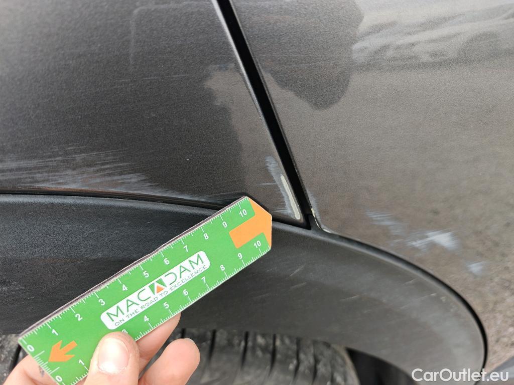  Peugeot  3008 PEUGEOT  / 2020 / 5P / todoterreno 1.5 BlueHDi 96kW S&S Allure Pack EAT8 #23