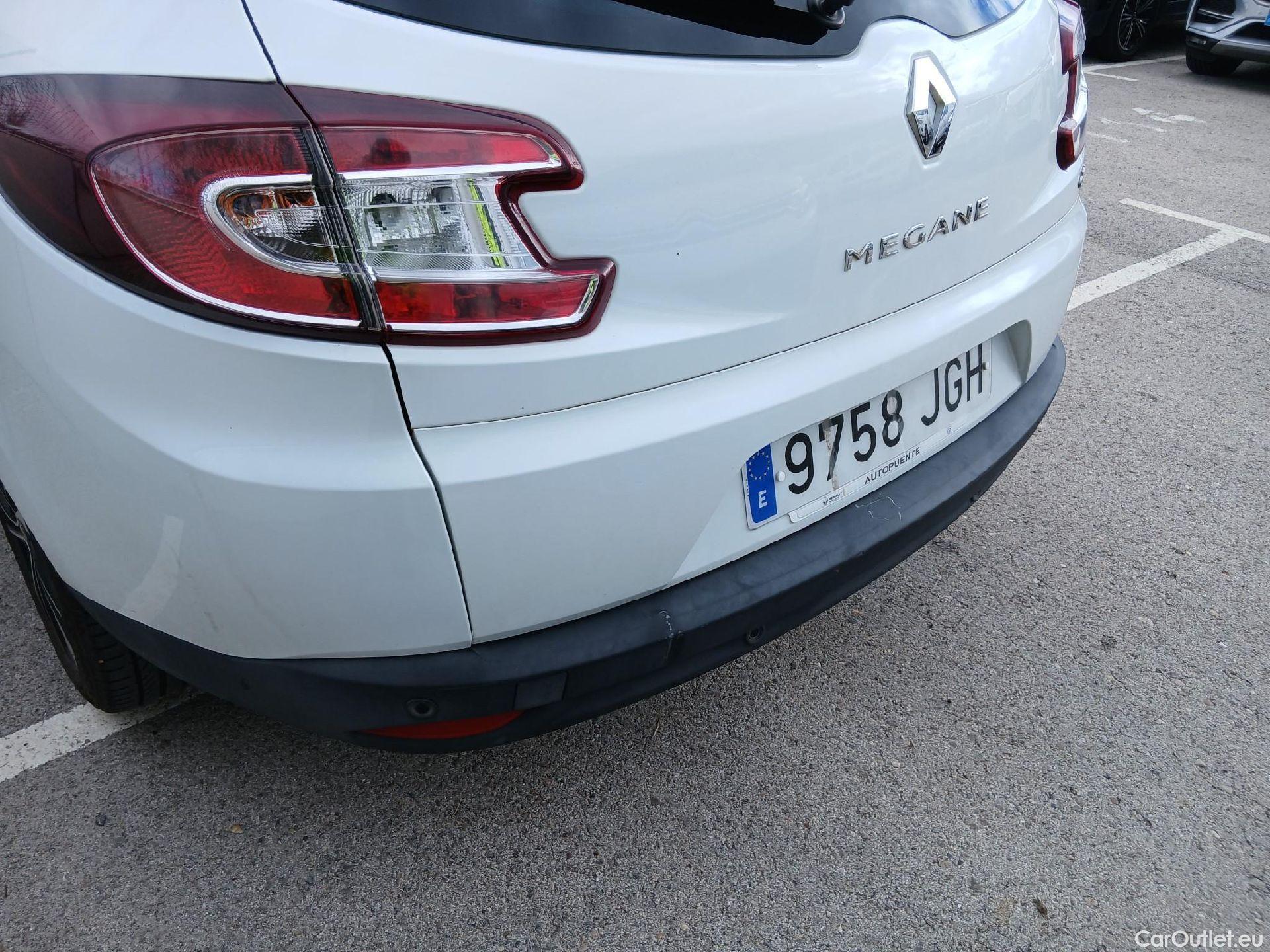  Renault  Megane RENAULT MÉGANE 5p 3G familiar Sp. Tou. Bose Energy dCi 130 S&S Euro 6 #39