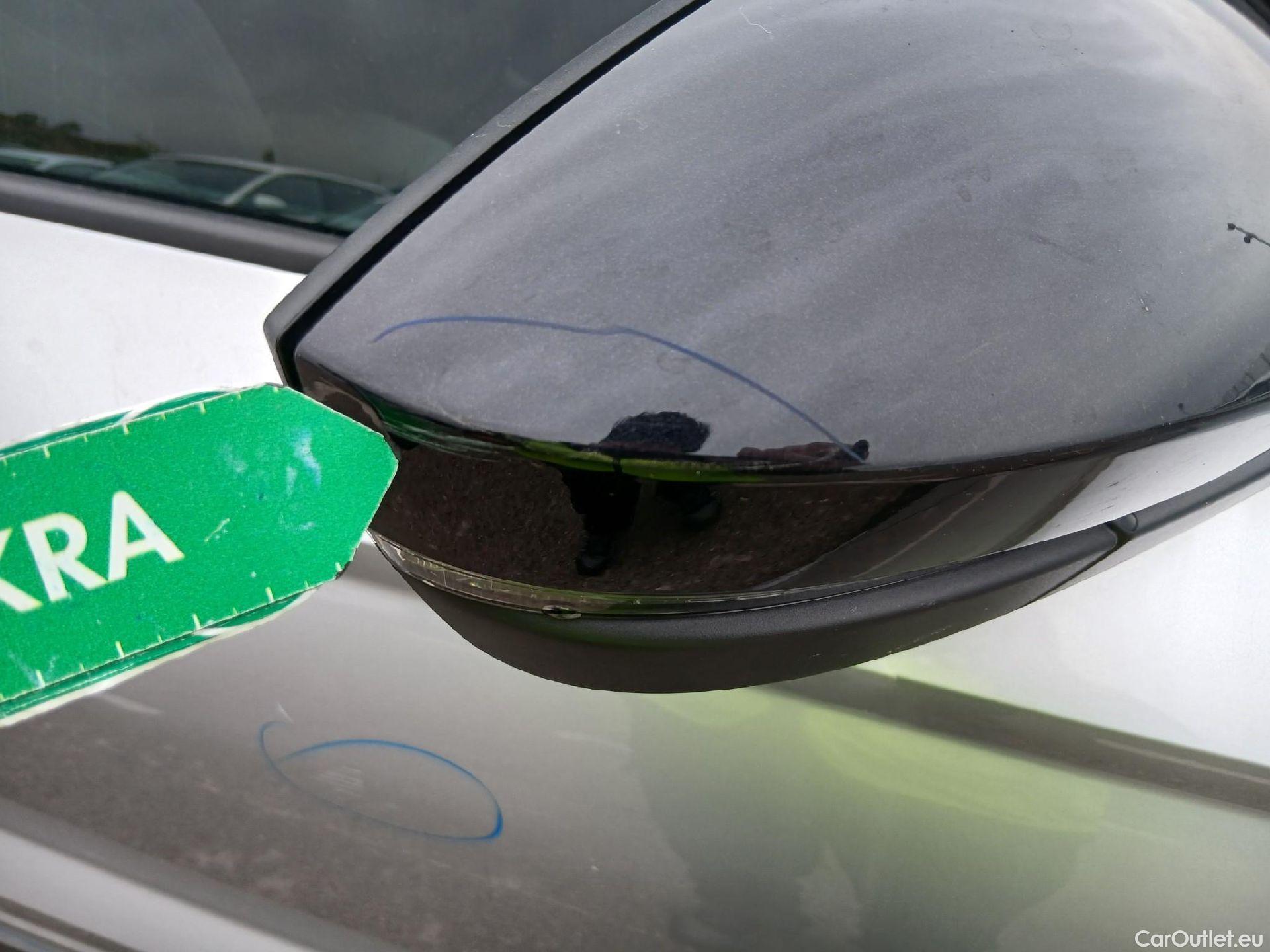  Skoda  Karoq SKODA  / 2017 / 5P / todoterreno 2.0 TDI 110kW (150CV) Sportline #35