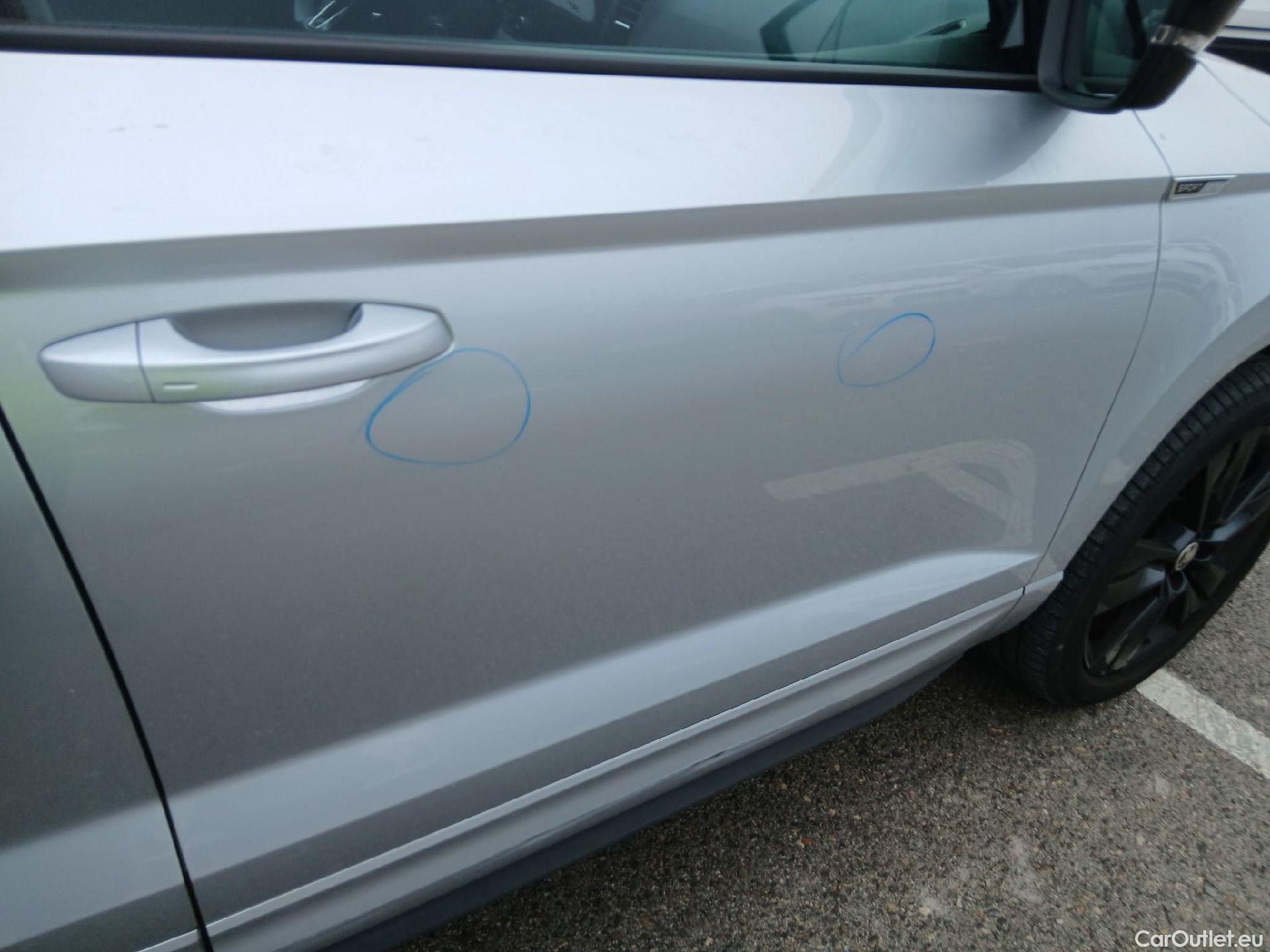  Skoda  Karoq SKODA  / 2017 / 5P / todoterreno 2.0 TDI 110kW (150CV) Sportline #25