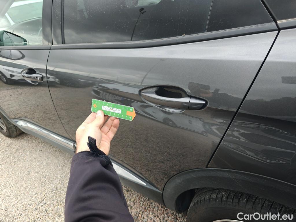  Peugeot  3008 PEUGEOT  / 2020 / 5P / todoterreno 1.5 BlueHDi 96kW S&S Allure Pack EAT8 #54