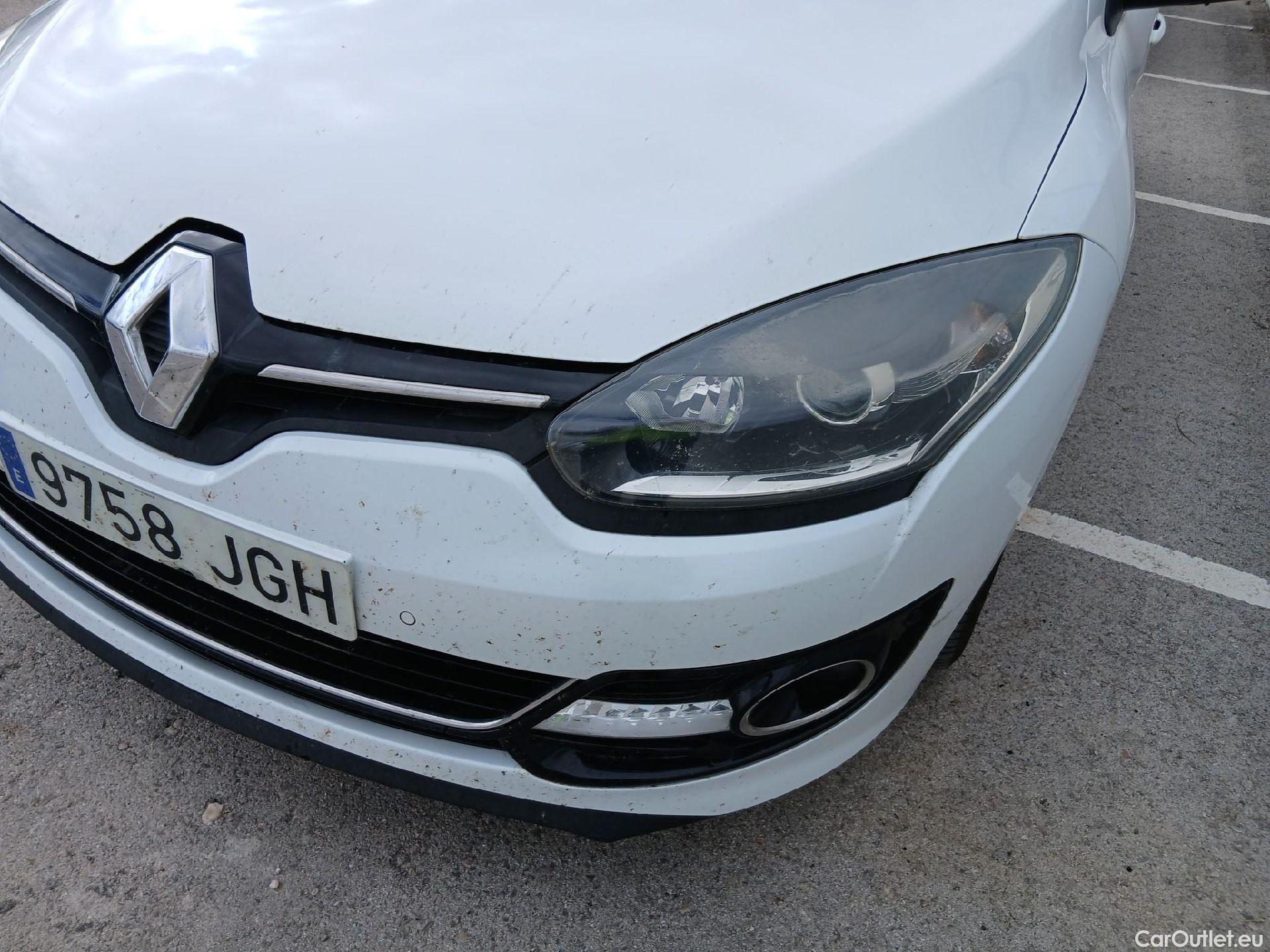  Renault  Megane RENAULT MÉGANE 5p 3G familiar Sp. Tou. Bose Energy dCi 130 S&S Euro 6 #33