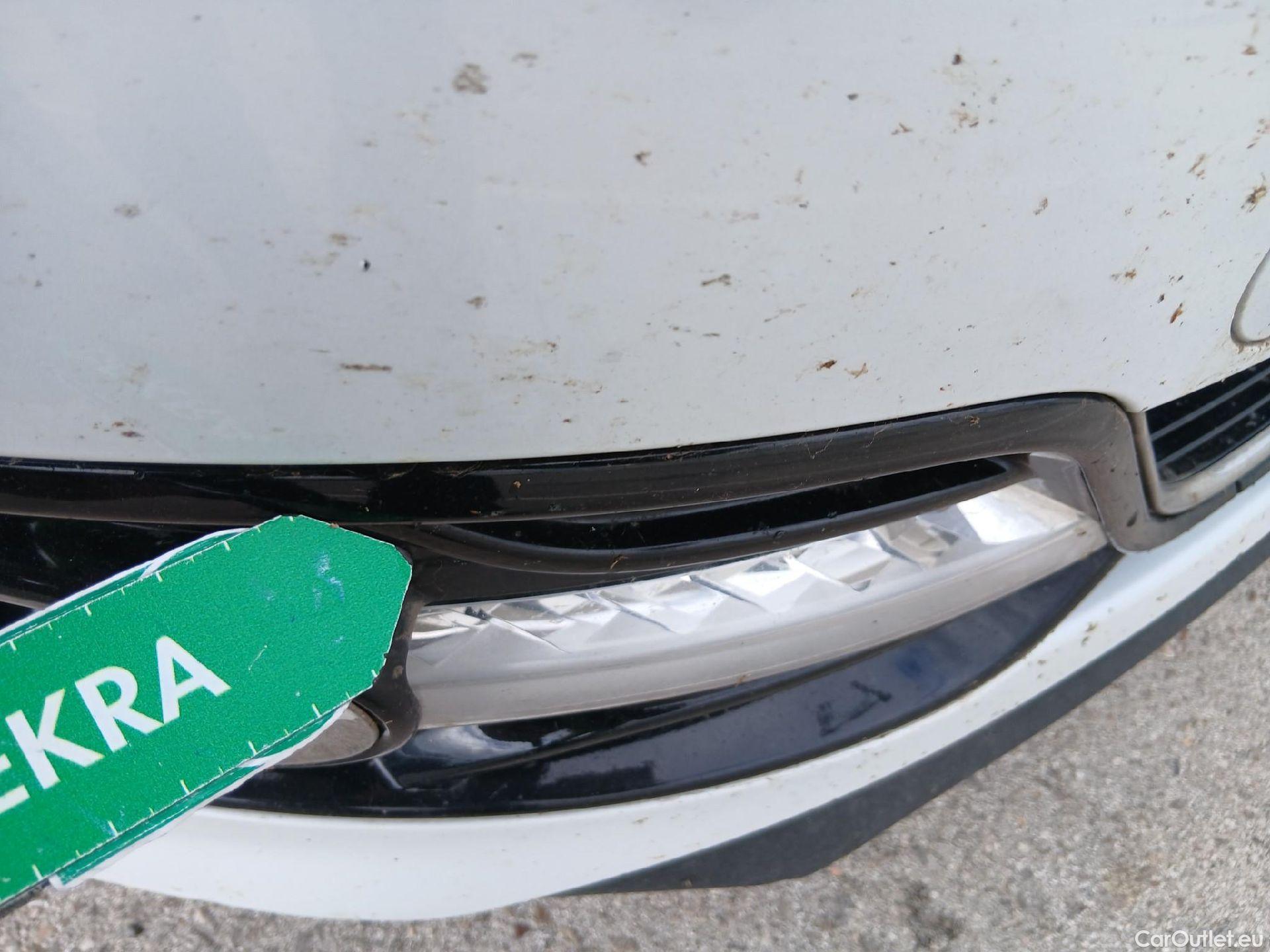  Renault  Megane RENAULT MÉGANE 5p 3G familiar Sp. Tou. Bose Energy dCi 130 S&S Euro 6 #30