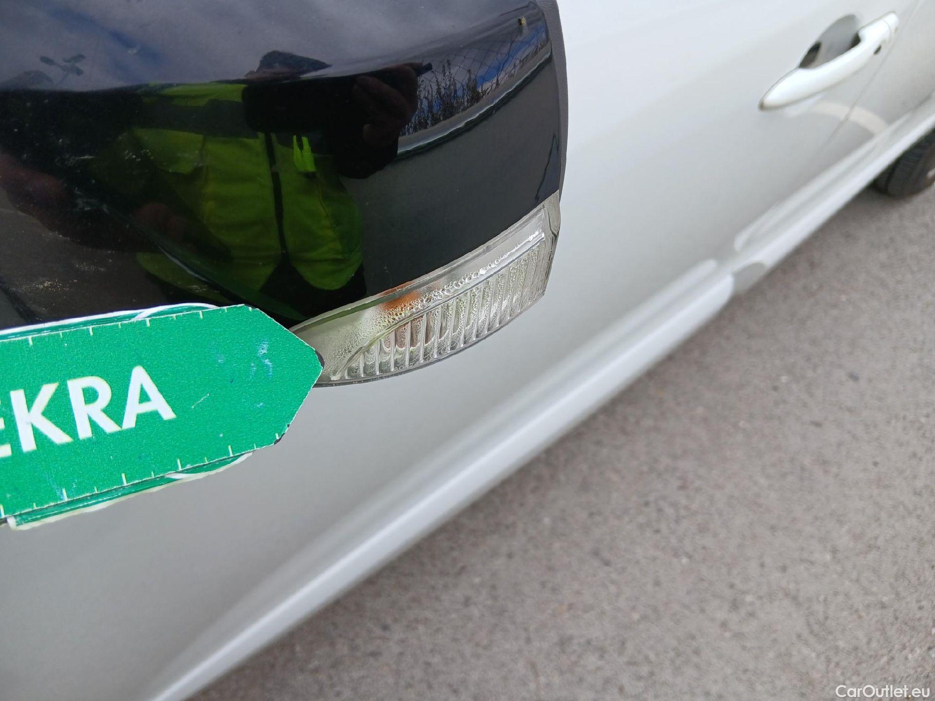  Renault  Megane RENAULT MÉGANE 5p 3G familiar Sp. Tou. Bose Energy dCi 130 S&S Euro 6 #35