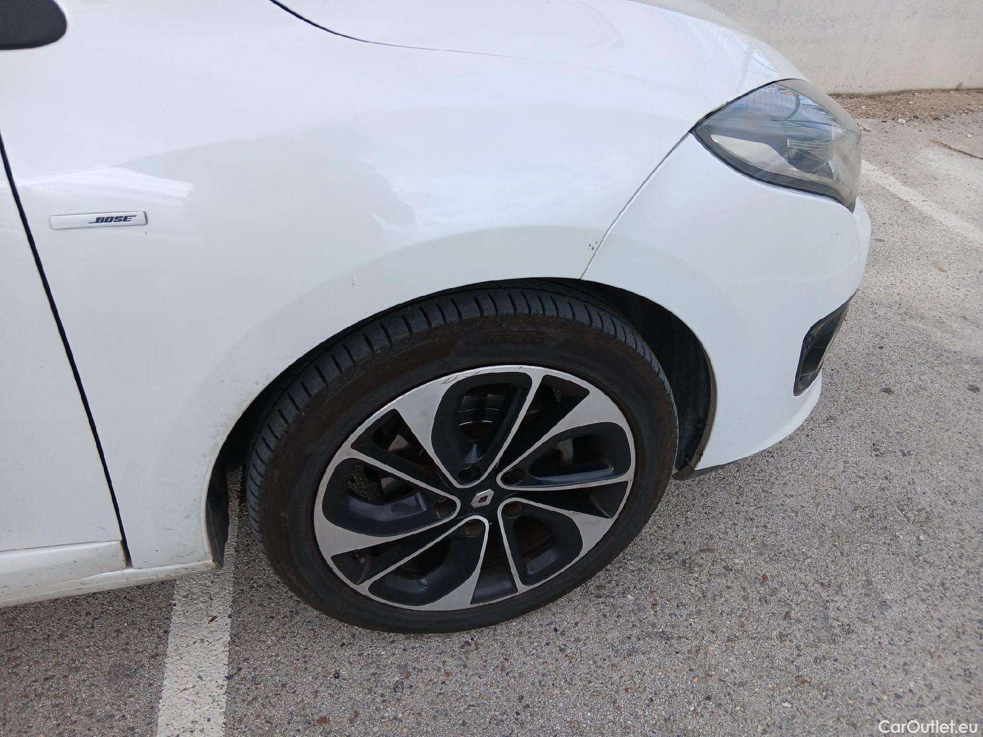  Renault  Megane RENAULT MÉGANE 5p 3G familiar Sp. Tou. Bose Energy dCi 130 S&S Euro 6 #23