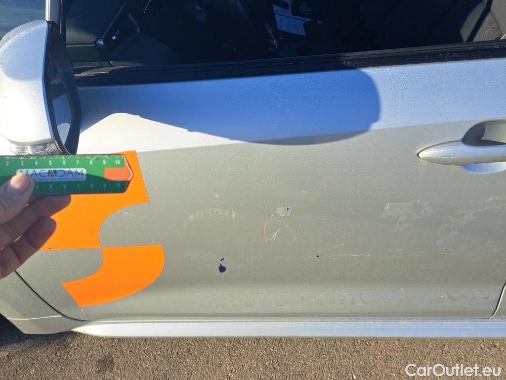  Toyota  Corolla TOYOTA  / 2019 / 5P / familiar 1.8 125H ACTIVE TECH E-CVT TOU SPORT #7