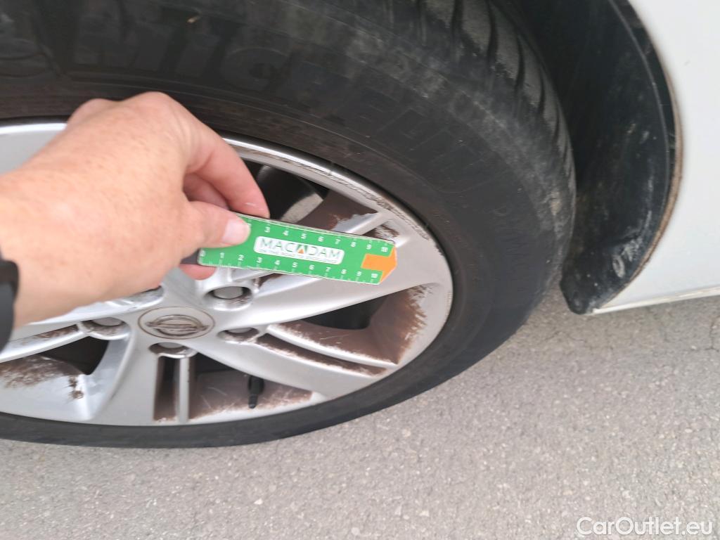  Opel  Insignia OPEL  5p 2G berlina con portón GS 1.6 CDTi 100kW Turbo D Selective #31