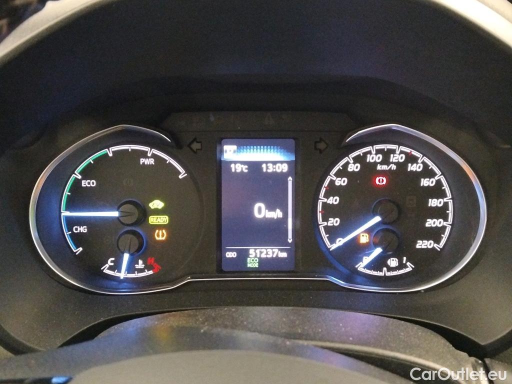  Toyota  Yaris TOYOTA  / 2017 / 5P / berlina con portón 1.5 100H Active #18