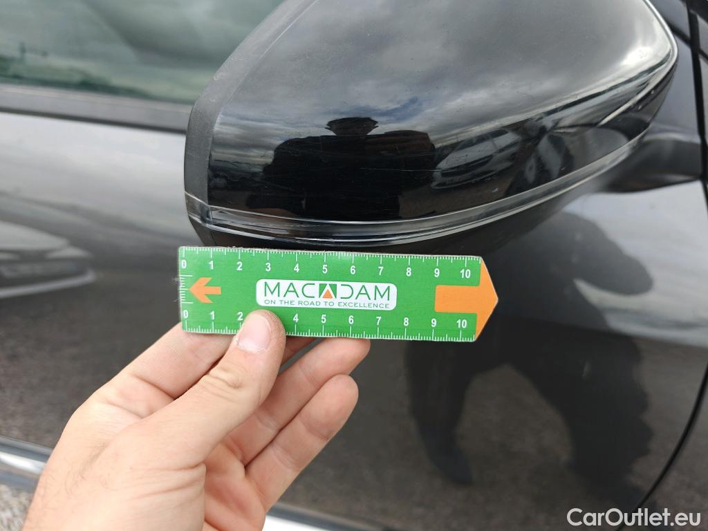  Peugeot  3008 PEUGEOT  / 2020 / 5P / todoterreno 1.5 BlueHDi 96kW S&S Allure Pack EAT8 #52