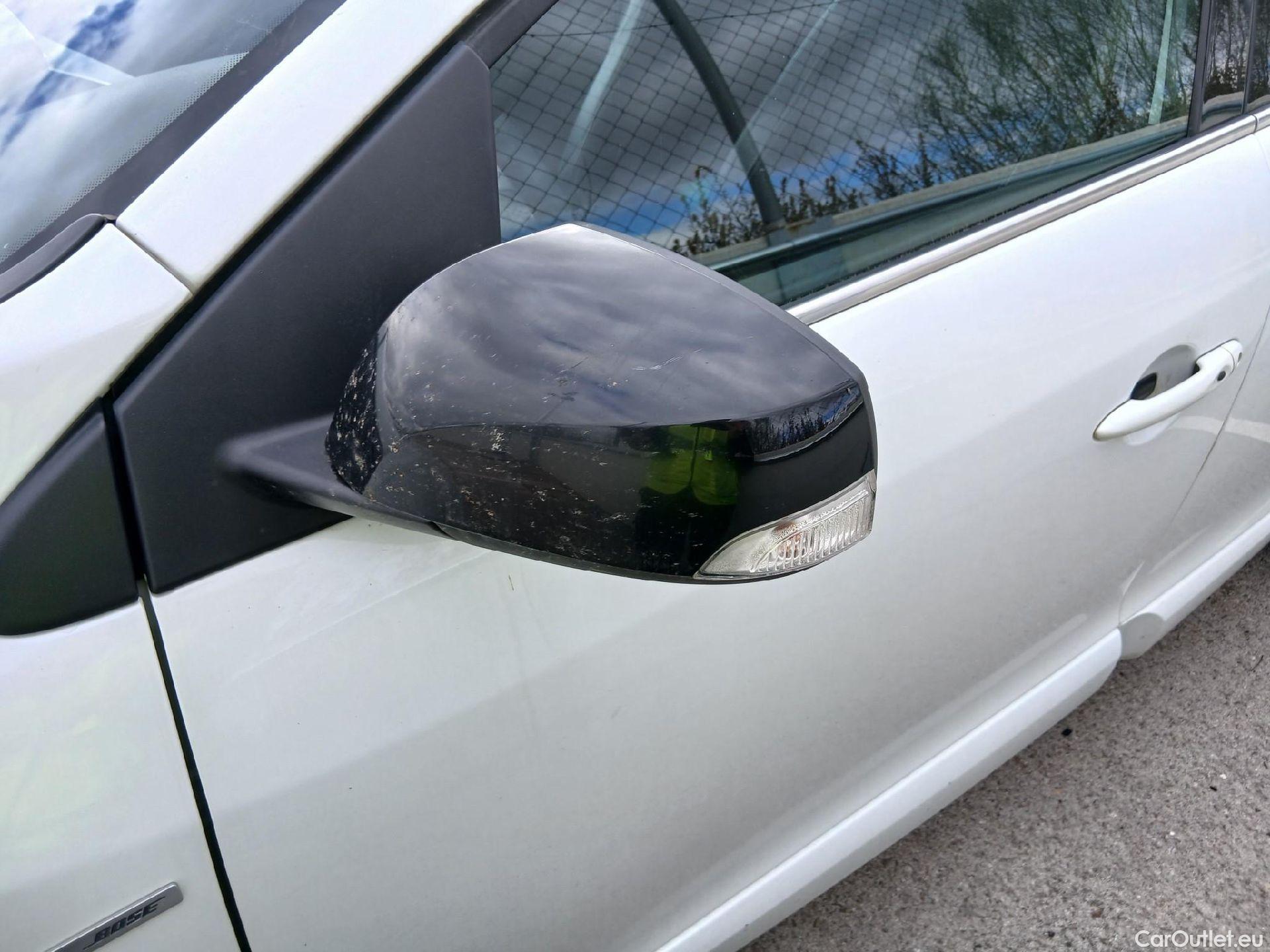  Renault  Megane RENAULT MÉGANE 5p 3G familiar Sp. Tou. Bose Energy dCi 130 S&S Euro 6 #34