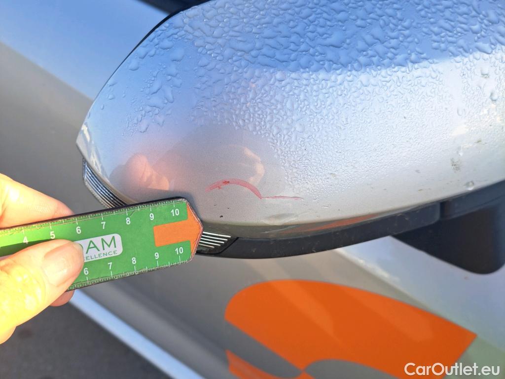  Toyota  Corolla TOYOTA  / 2019 / 5P / familiar 1.8 125H ACTIVE TECH E-CVT TOU SPORT #37