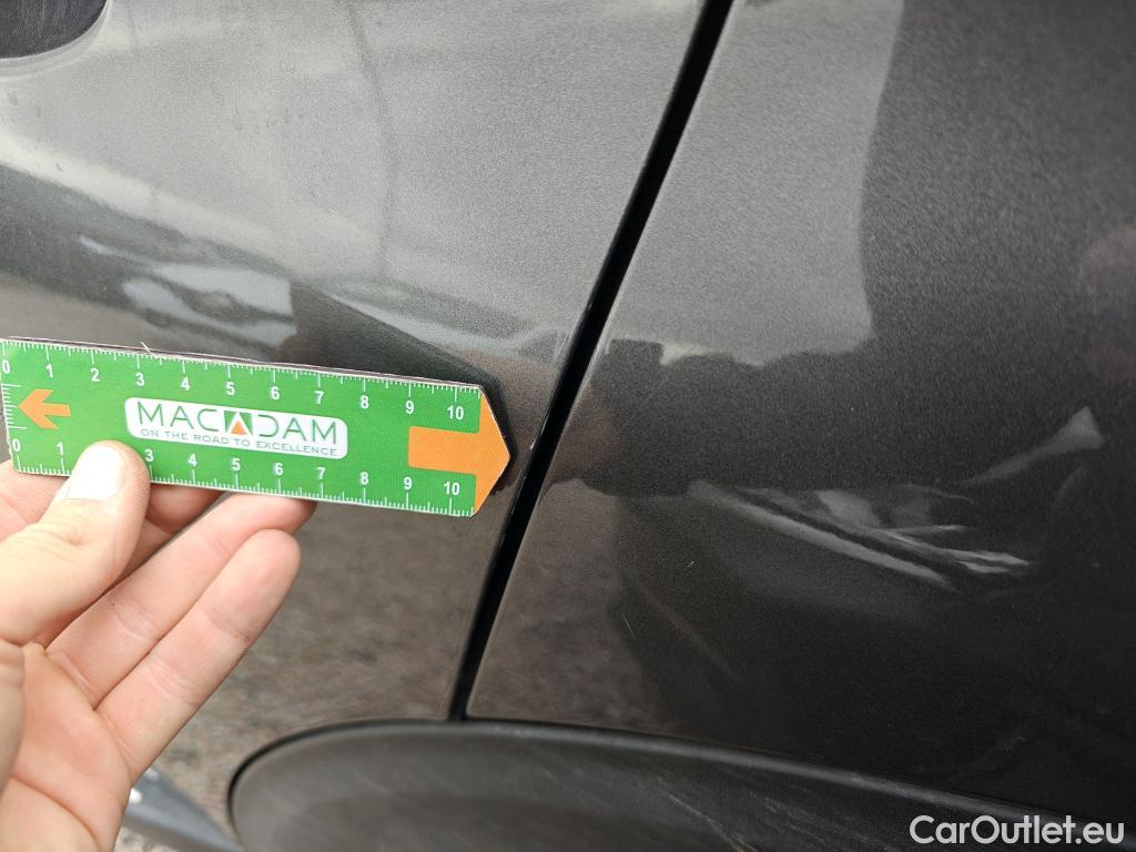  Peugeot  3008 PEUGEOT  / 2020 / 5P / todoterreno 1.5 BlueHDi 96kW S&S Allure Pack EAT8 #55