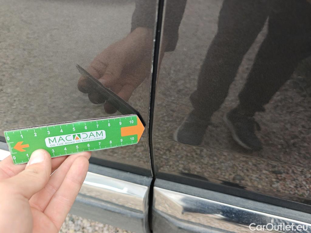  Peugeot  3008 PEUGEOT  / 2020 / 5P / todoterreno 1.5 BlueHDi 96kW S&S Allure Pack EAT8 #16