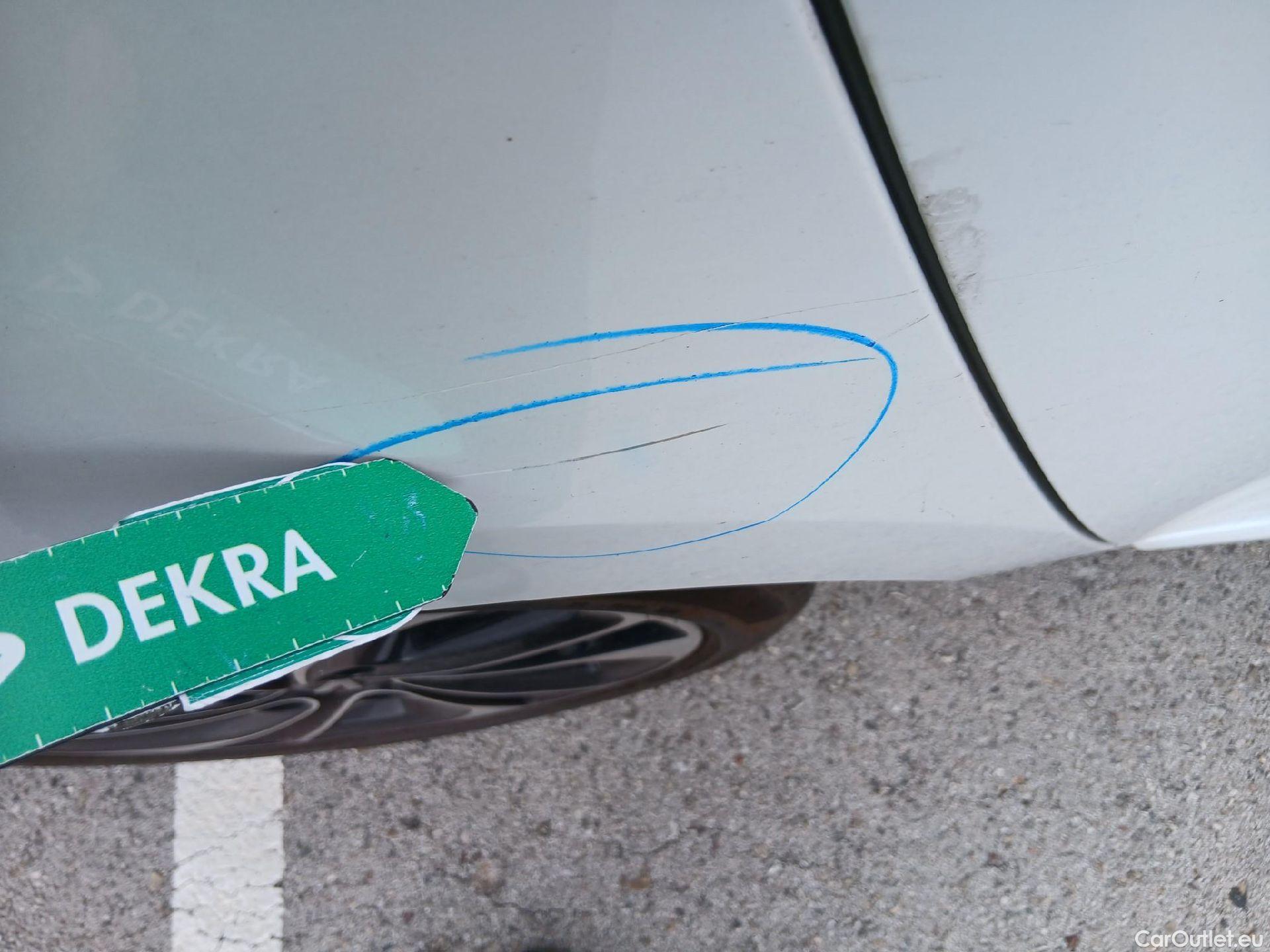  Renault  Megane RENAULT MÉGANE 5p 3G familiar Sp. Tou. Bose Energy dCi 130 S&S Euro 6 #42