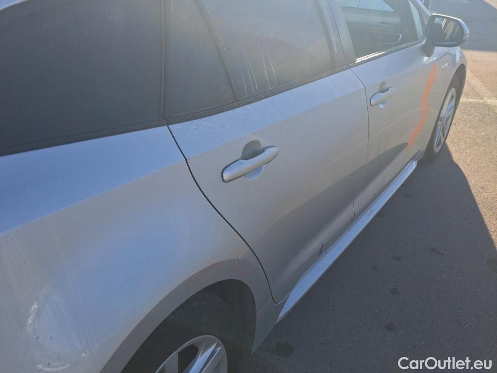  Toyota  Corolla TOYOTA  / 2019 / 5P / familiar 1.8 125H ACTIVE TECH E-CVT TOU SPORT #5