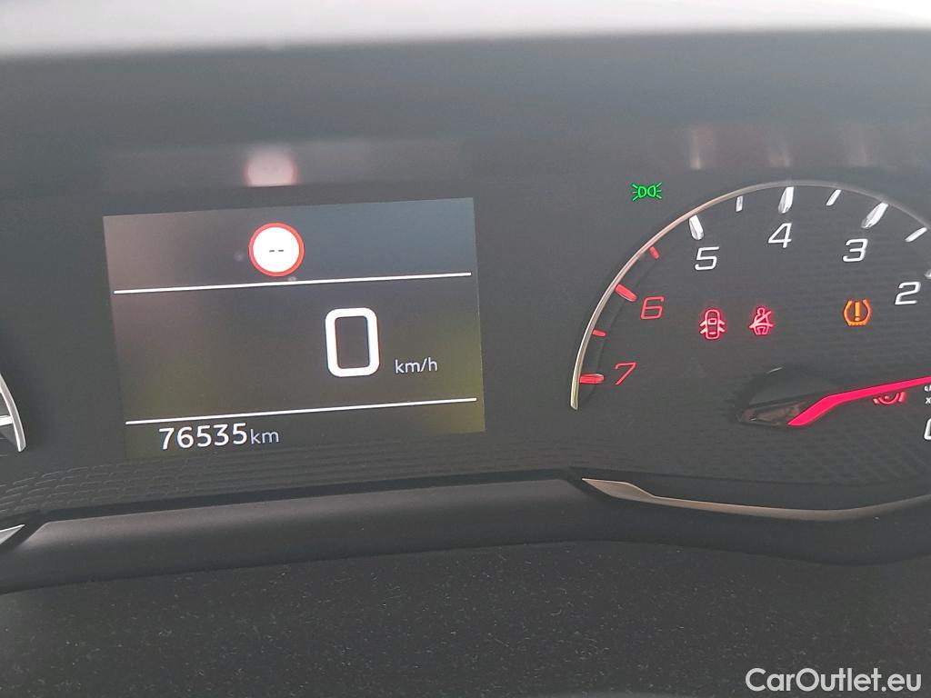  Peugeot  208 PEUGEOT  / 2019 / 5P / berlina con portón PureTech 73kW (100CV) Active Pack #43