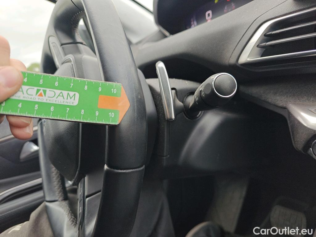  Peugeot  3008 PEUGEOT  / 2020 / 5P / todoterreno 1.5 BlueHDi 96kW S&S Allure Pack EAT8 #30