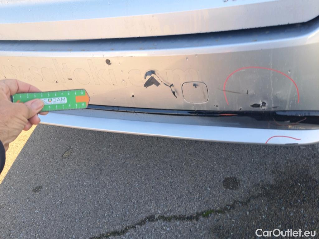  Toyota  Corolla TOYOTA  / 2019 / 5P / familiar 1.8 125H ACTIVE TECH E-CVT TOU SPORT #26