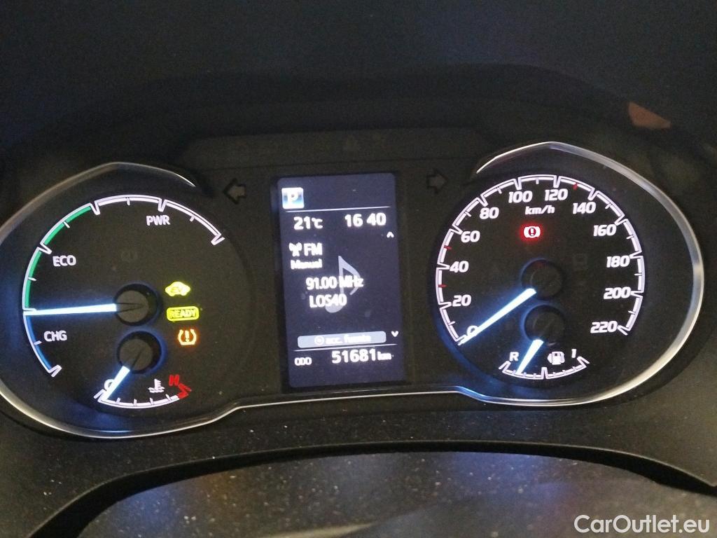  Toyota  Yaris TOYOTA  / 2017 / 5P / berlina con portón 1.5 100H Active #14