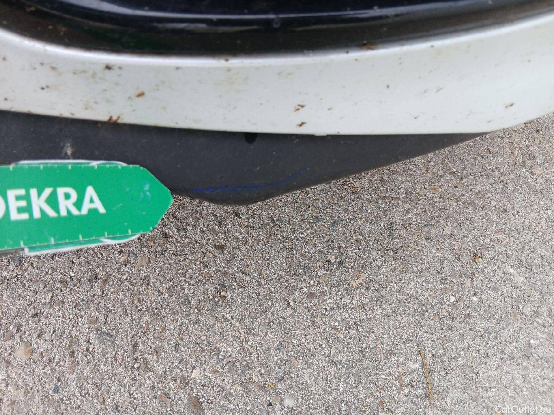  Renault  Megane RENAULT MÉGANE 5p 3G familiar Sp. Tou. Bose Energy dCi 130 S&S Euro 6 #29