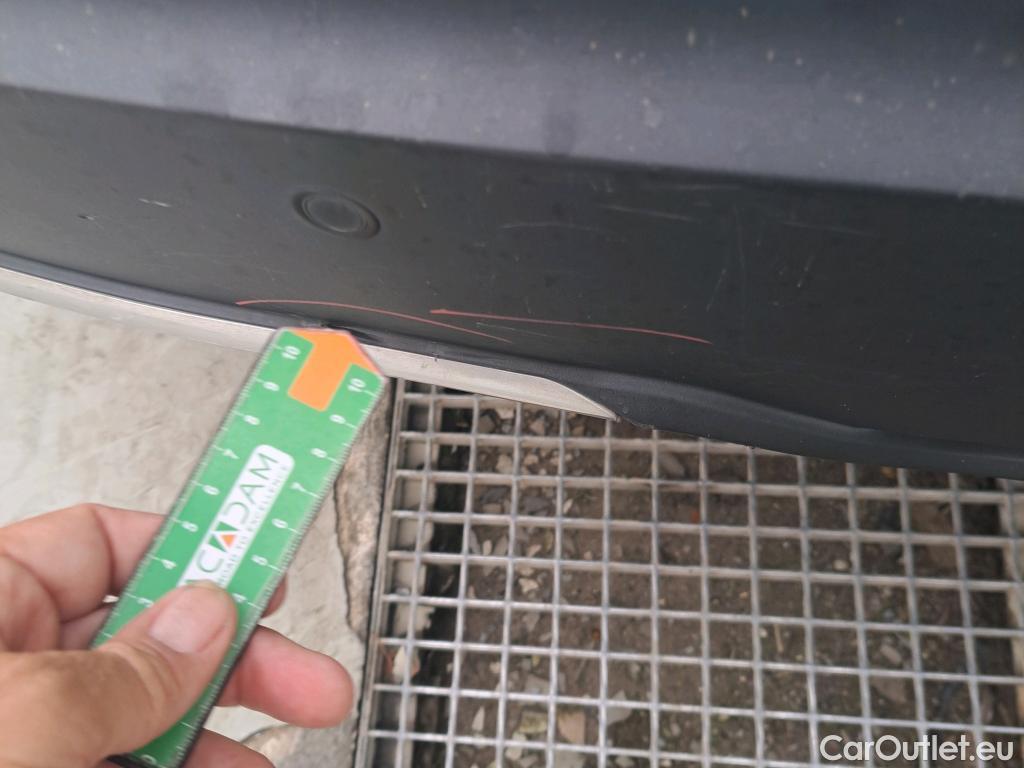  Toyota  C-HR TOYOTA  / 2019 / 5P / todoterreno 2.0 180H Advance Luxury #21